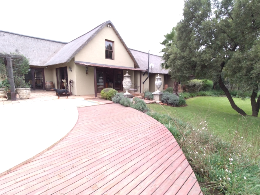 4 Bedroom Property for Sale in Kshane North West